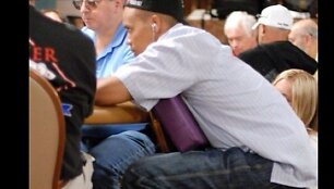 Philas Ivey ir pinigai po kojomis