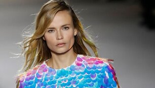 &bdquo;Balmain&ldquo; 2018&ndash;2019 m. rudens ir žiemos kolekcijos modelis