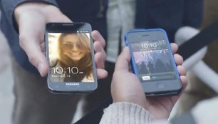 Išmanieji telefonai „Samsung Galaxy S II“ ir „iPhone 4S“