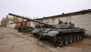 Tankas
