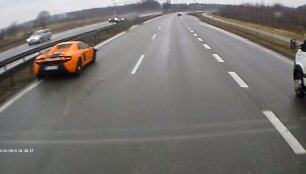 &bdquo;McLaren 650S&ldquo; avarija Lenkijoje
