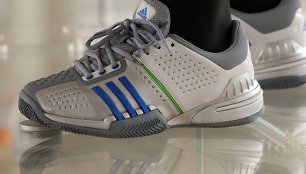 „Adidas“ skelbia gerus rezultatus