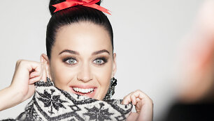 Katy Perry &bdquo;H&M&ldquo; &scaron;ventinėje reklaminėje kampanijoje
