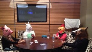 Pokerio žvaigždė Ph. Ivey surengė keistą vakarėlį