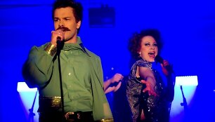 Teatralizuoto koncerto &bdquo;Boogie Nights&ldquo; akimirka