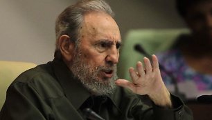 Fidelis Castro