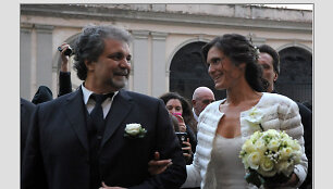 Andrea Bocelli slapčia vedė ilgametę mylimąją Veronica Berti