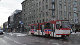 Jau trejetą metų Taline visi registruoti gyventojai - ir užsieniečiai - viešuoju transportu gali važinėti nemokamai