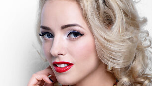 Anžela Adamovič