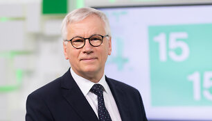 Finansų ministras R. &Scaron;adžius 15min studijoje