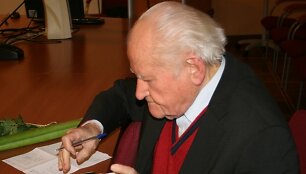 Profesorius Vladas Žukas