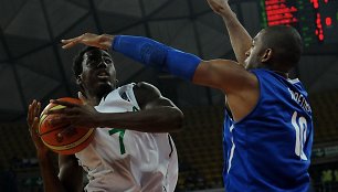 Al-Farouqas Aminu ir Karlas Twonsas