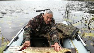 Sartų ežere Benjamino Sakalausko sužvejota lydeka – šių metų rajono rekordas. 