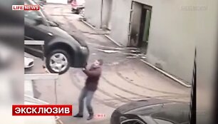 Incidentas automobilių stovėjimo aik&scaron;telėje 