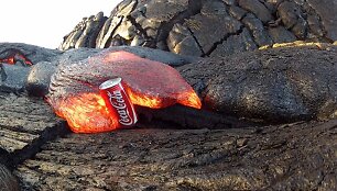 Kai susitinka &bdquo;Coca Cola&ldquo; ir lava... 