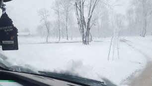 Roki&scaron;kio rajone prisnigo kaip žiemą.