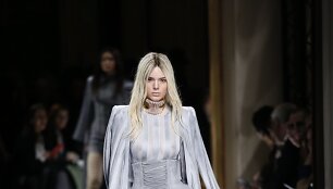 &bdquo;Balmain&ldquo; 2016 m. rudens-žiemos kolekcijos modelis