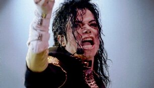 2 vieta &ndash; dainininkas Michaelas Jacksonas &ndash; 145 mln. JAV dolerių