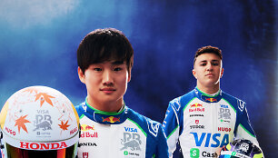 &bdquo;Visa Cash App Racing Bulls&ldquo; F1 komandos pilotai: Yuki Tsunoda ir Isack Hadjar
