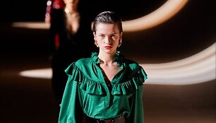 &bdquo;Saint Laurent&ldquo; 2020&ndash;2021 m. rudens ir žiemos kolekcijos modelis
