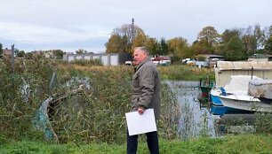 Smeltės individualių namų kvartalo gyventojai piktinasi kaimynyste