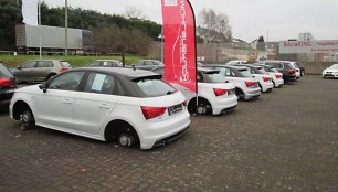 „Audi A1“ be ratų