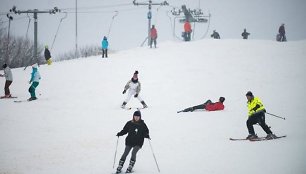 Ankstesniais metais, kai dirbti leisdavo žiemiški orai, Utrių kalną per savaitgalį aplankydavo apie 300 žiemos pramogų mėgėjų