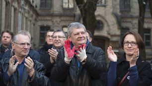 Žurnalistų protestas prie STT. 