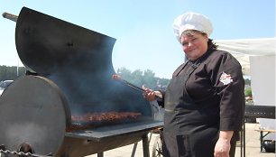 Lietuvos barbekiu kepėjų asociacijos narė Galina Bovševič