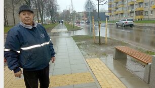 Kėdainių miesto P.Luk&scaron;io gatvės gyventojas Vytautas stoja į kovą dėl pėsčiųjų perėjos.