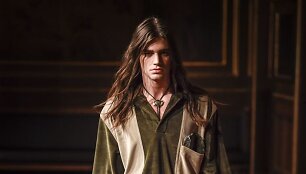 Asger Juel Larsen kolekcijos &bdquo;Burned not Fried&ldquo; modelis