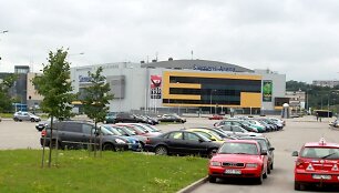 Sirgalių automobiliams &scaron;alia arenos bus palikta tik apie tūkstantis vietų, kitas užims čempionato organizatoriai ir komandos.