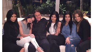 Kim Kardashian, Kendall Jenner, Bruce'as Jenneris, Kylie Jenner, Kourtney Kardashian ir Khloe Kardashian