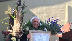 Bernardas Aleknavičius per apdovanojimų ceremoniją