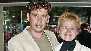 Dexteris Fletcheris ir Dalia Ibelhauptaitė 2004 metais