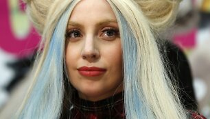 Lady Gaga &scaron;venčia 28-ąjį gimtadienį