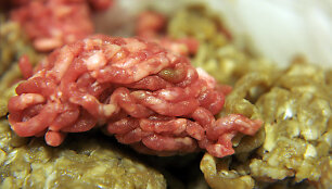 Ant vilnietės Agnės pirktos ir greitai sugedusios smulkintos jautienos pakuotės nebuvo nurodytas nei jos galiojimo laikas, nei gamintojas.