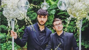 Bradas Walshas ir Christianas Siriano