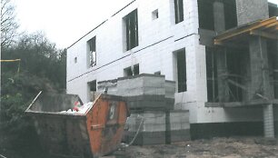 Nebaigtas statyti namas