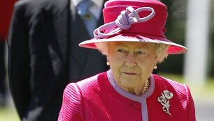 Anglijos karalienė Elizabeth II (84) 