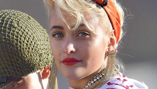 Paris Jackson „Chanel“ fotosesijoje Paryžiuje