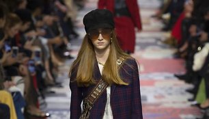 „Christian Dior“ 2018–2019 m. rudens ir žiemos kolekcijos modelis