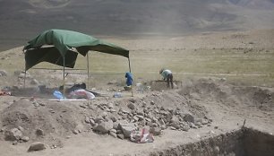 VU archeologų tyrimai Tian Šanio kalnų regione