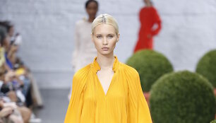&bdquo;Tibi&ldquo; 2017 m. pavasario-vasaros kolekcijos modelis