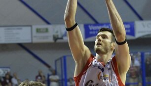 Darju&scaron;as Lavrinovičius