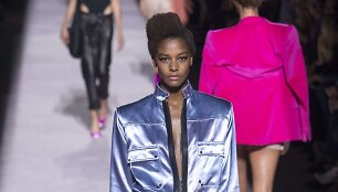 &bdquo;Tom Ford&ldquo; 2018 m. pavasario ir vasaros kolekcijos modelis