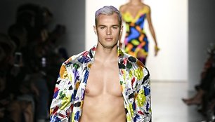 „Jeremy Scott“ 2020 m. pavasario ir vasaros kolekcijos modelis