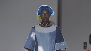 &bdquo;Junya Watanabe&ldquo; 2019 m. pavasario ir vasaros kolekcijos modelis