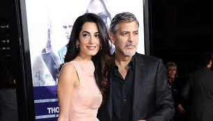 George'as Clooney su žmona Amal