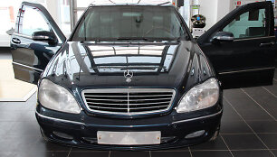 Parduodamas Kremliaus limuzinas &bdquo;Mercedes Benz Pullman&ldquo;
